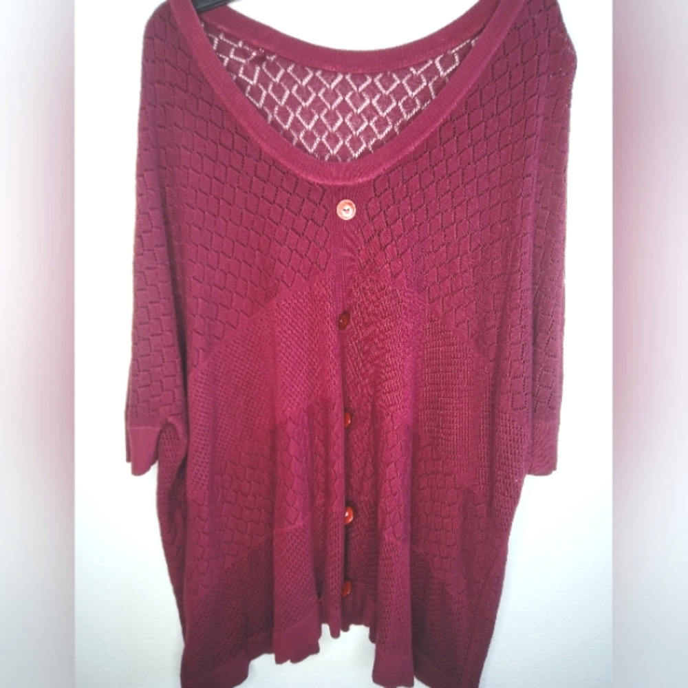 Caftan Top Drapey Large L Maroon 1/2 Sleeve See Through Faux Buttons